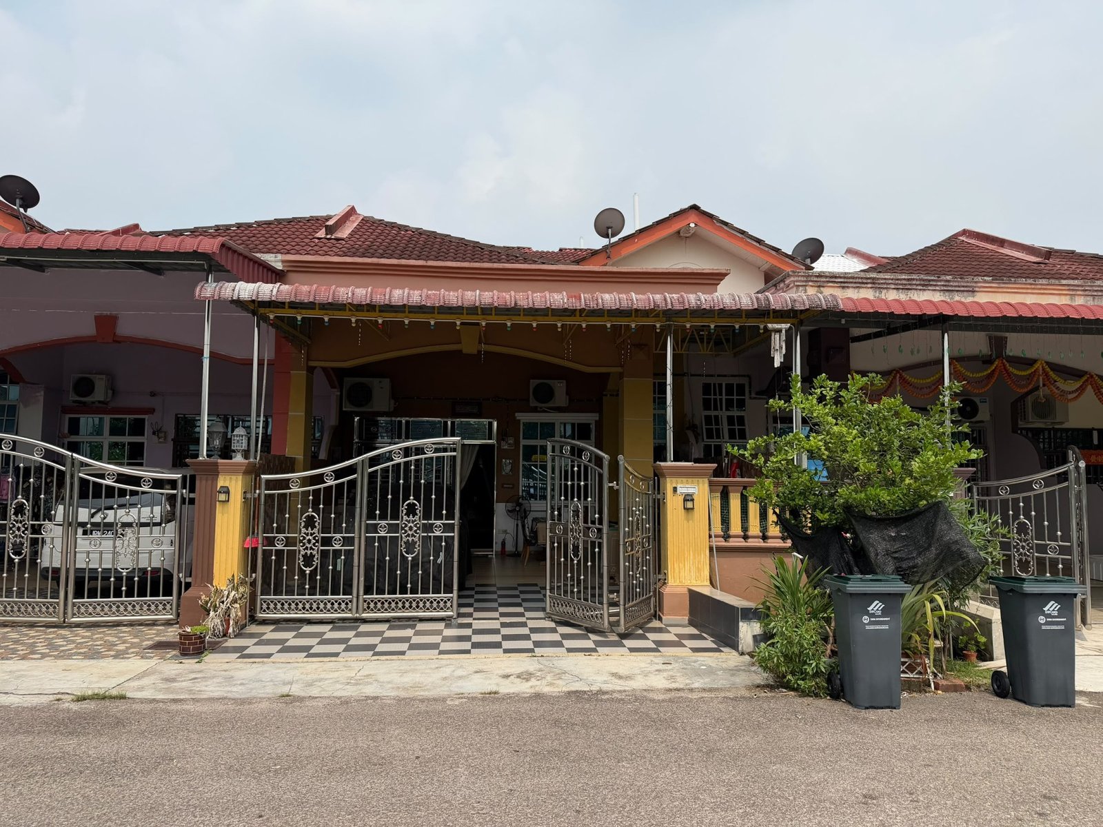 SEGAMAT TAMAN MESRA CHAAH SINGLE STOREY TERRACE RENOVATED