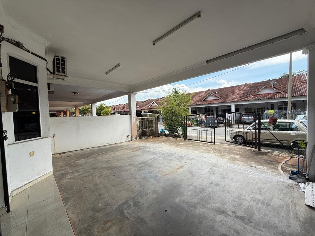TERES SETINGKAT DI PERAMU, TG LUMPUR